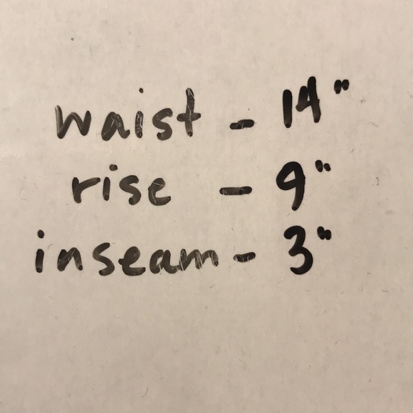 Universal Thread blue jean shorts womens size 4/27. - Picture 6 of 6